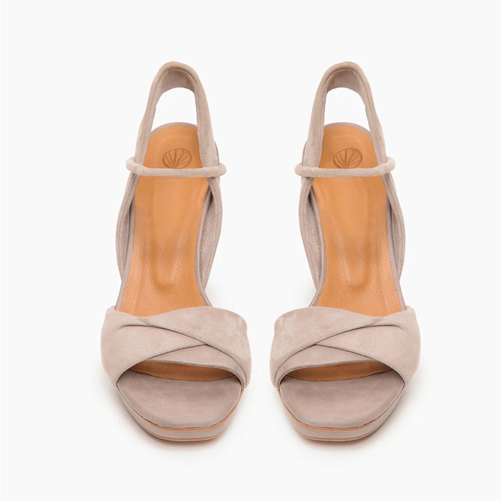 Coclico Uhoh Platform Heel In Faun Leather & Stone Suede Size Eu 36.5 / Us 6.5 View 2